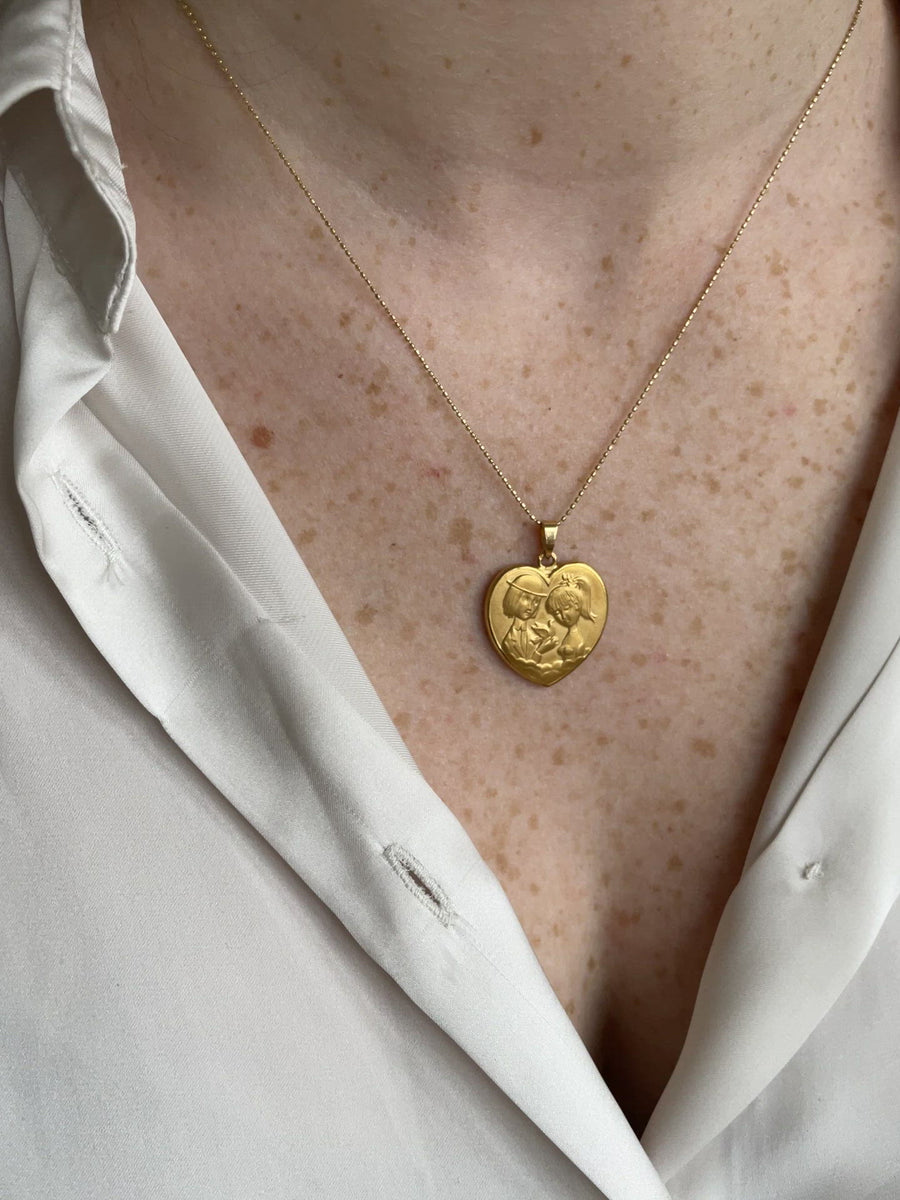 Peynet Lovers Heart Pendant in Gold