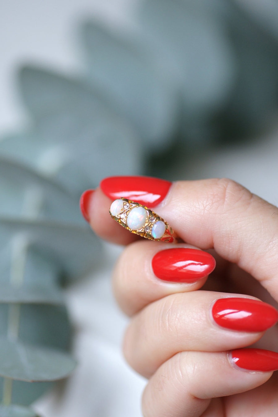 Antique gold, opals and diamonds garter ring - Galerie Pénélope