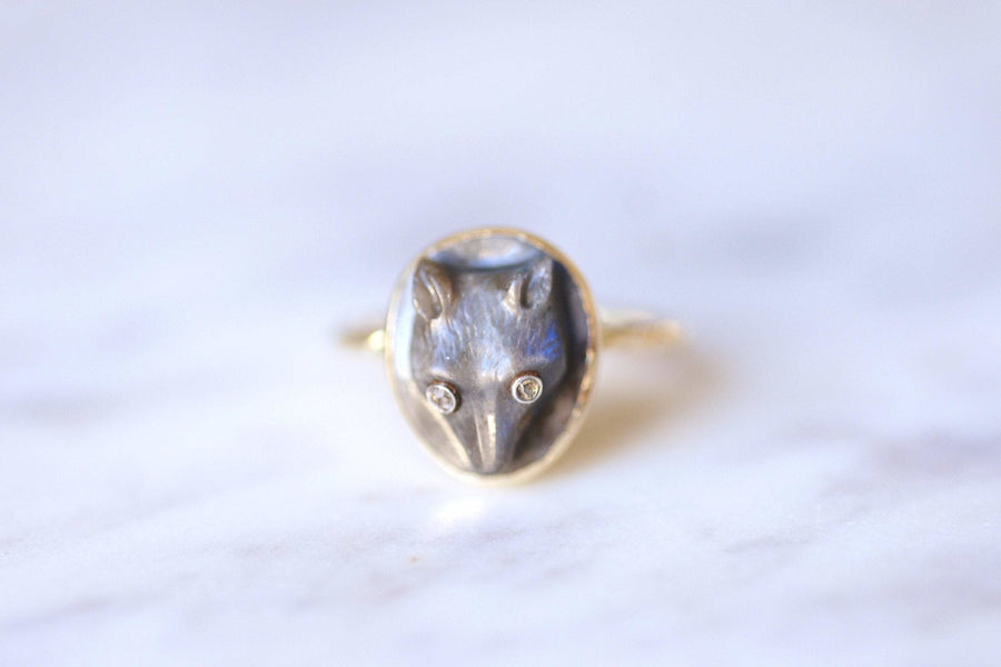 Antique fox cameo ring in labradorite and diamonds on gold - Galerie Pénélope