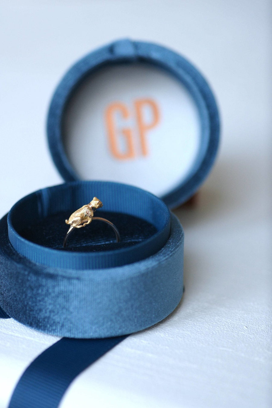 Antique gold dog ring - Penelope Gallery