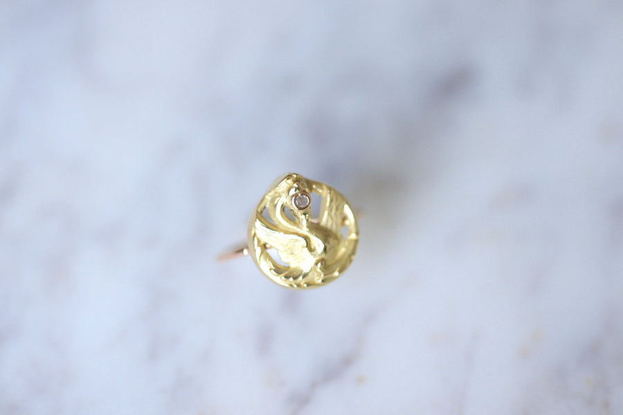 Antique yellow gold and diamond chimera dragon ring - Galerie Pénélope