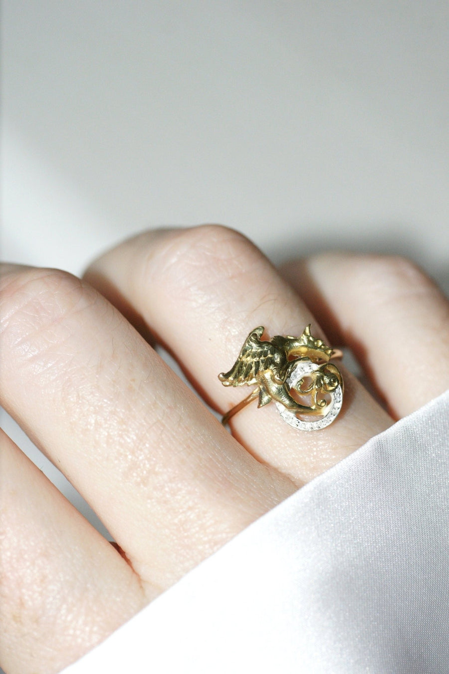 Antique gold and diamond chimera ring - Galerie Pénélope