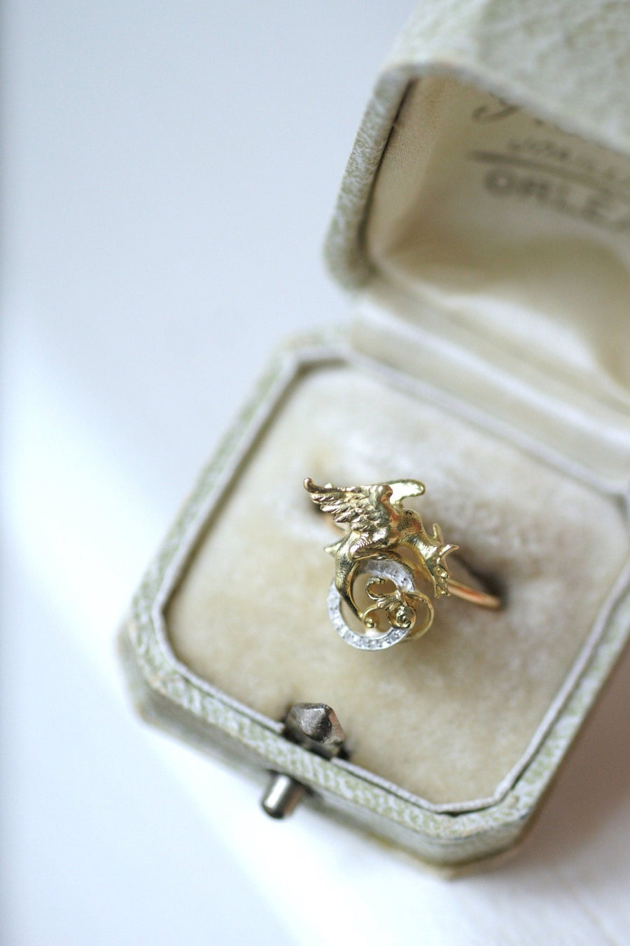 Antique gold and diamond chimera ring - Galerie Pénélope