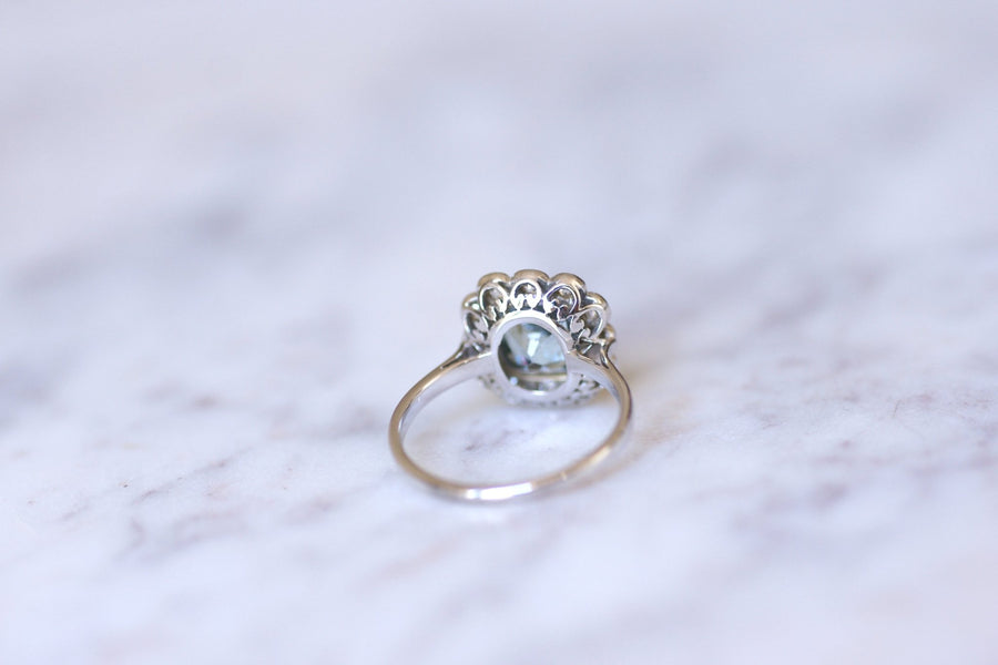 Antique aquamarine engagement ring with diamonds on white gold - Galerie Pénélope
