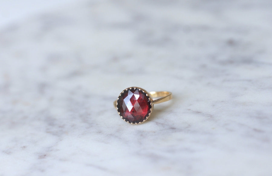 Antique Perpignan garnet ring - Galerie Pénélope