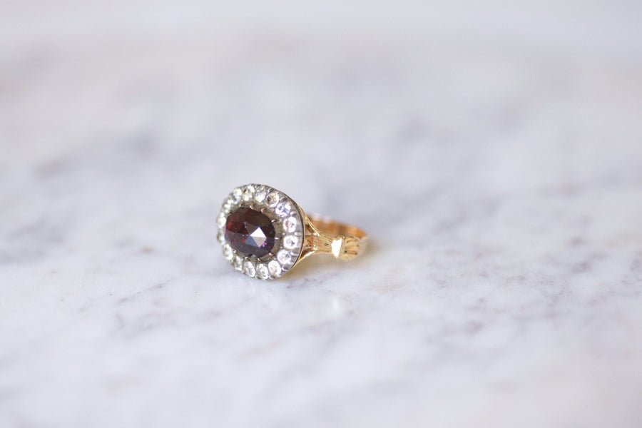 Antique garnet ring with Rhinestones - Penelope Gallery