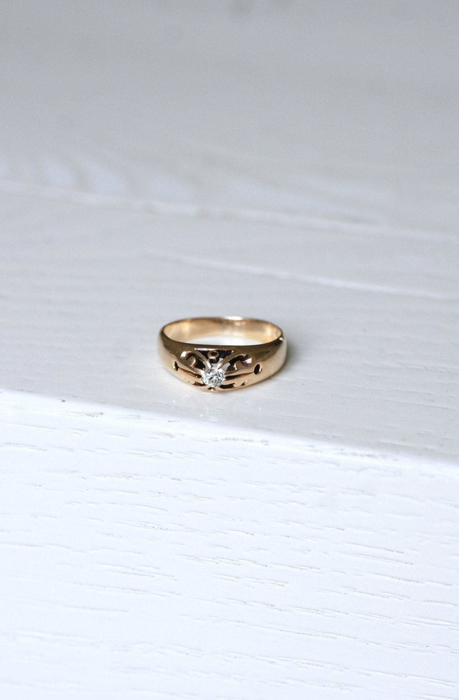 Antique pink gold and diamond ring - Penelope Gallery