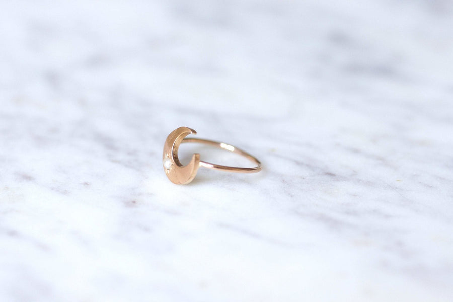 Antique rose gold moon ring - Penelope Gallery
