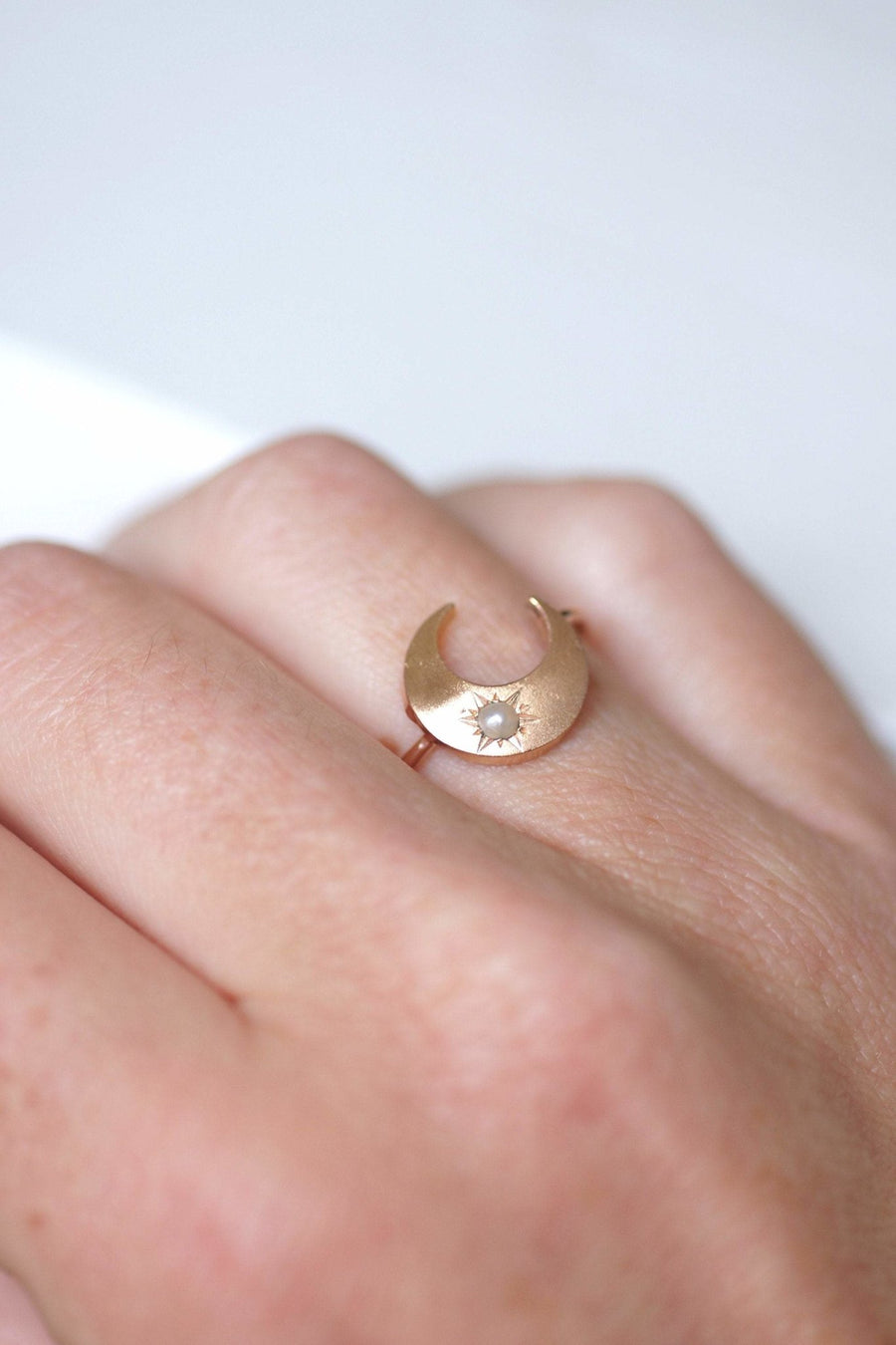 Antique rose gold moon ring - Penelope Gallery