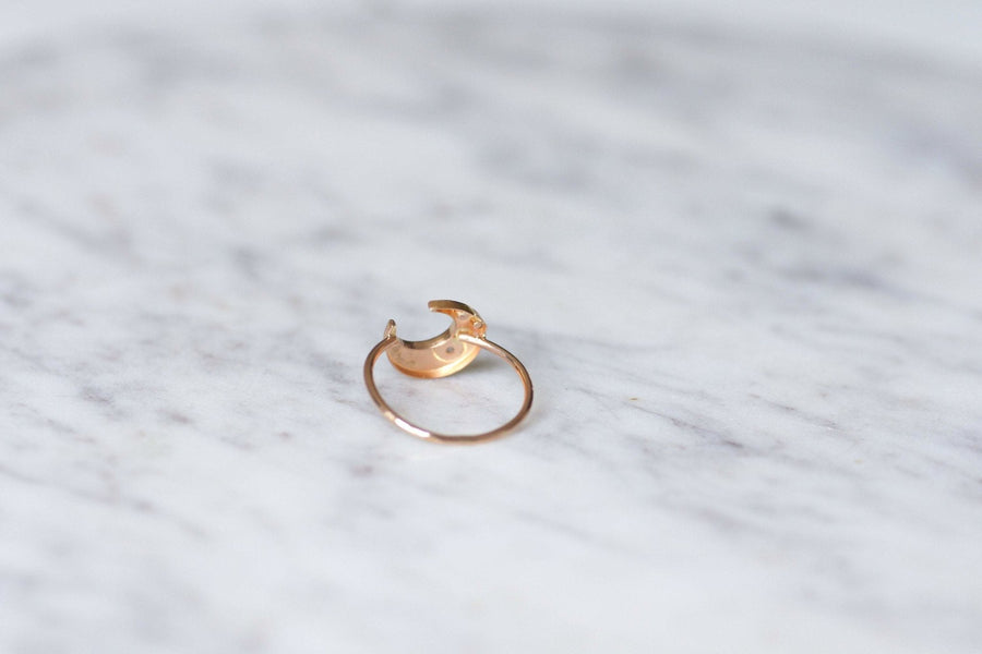 Antique rose gold moon ring - Penelope Gallery