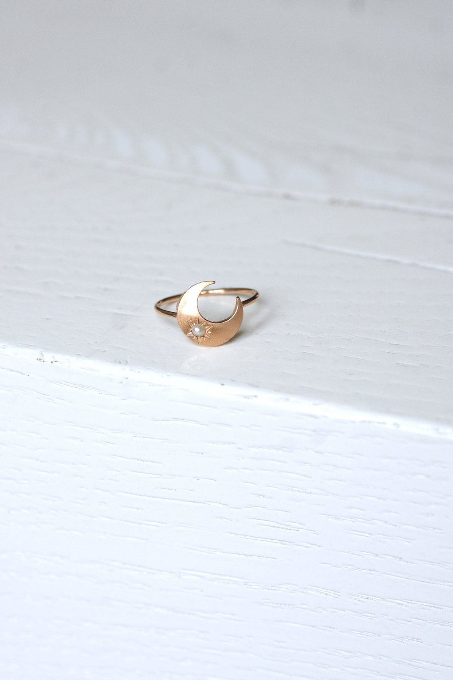 Antique rose gold moon ring - Penelope Gallery