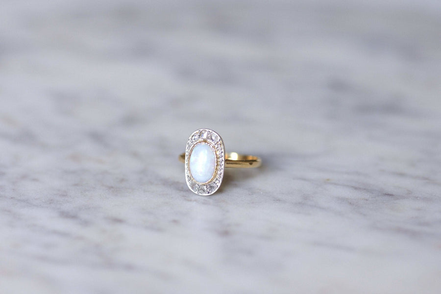 Antique opal ring surrounded by diamonds - Penelope Gallery