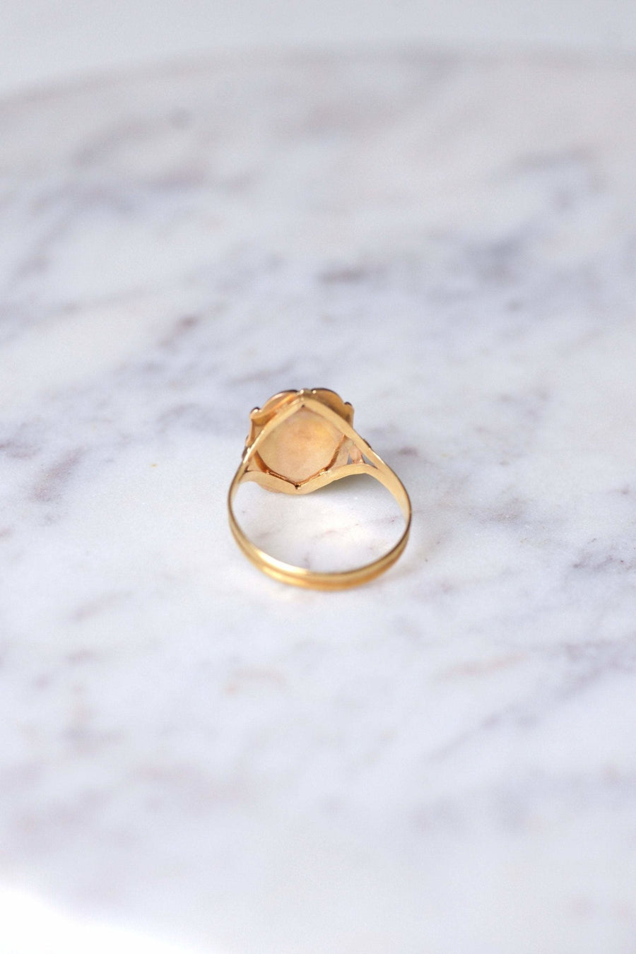 Yellow gold, turquoise and diamond antique plate ring - Galerie Pénélope