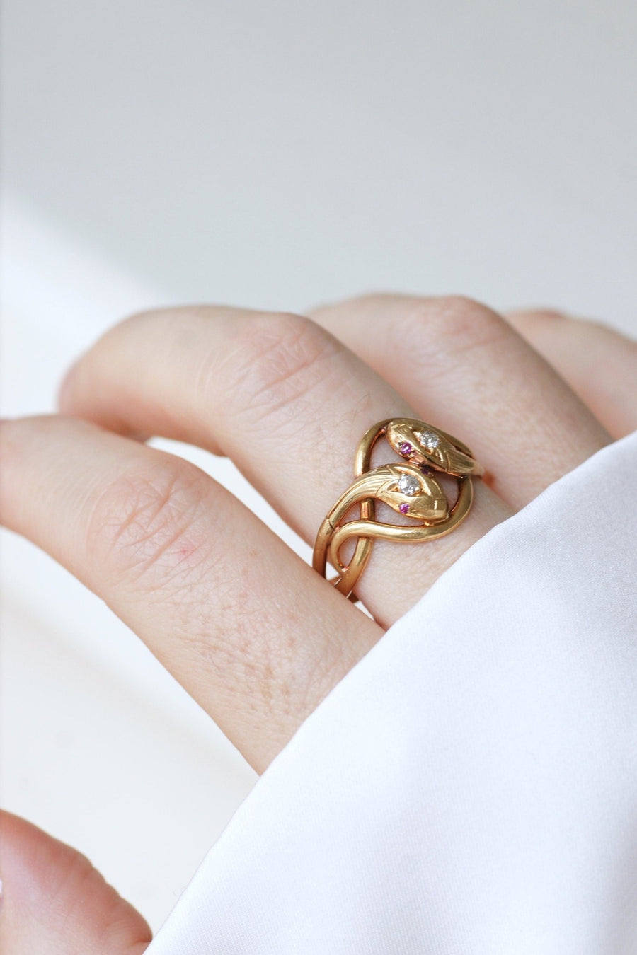 Antique ring - Serpents enroulés diamants - Galerie Pénélope