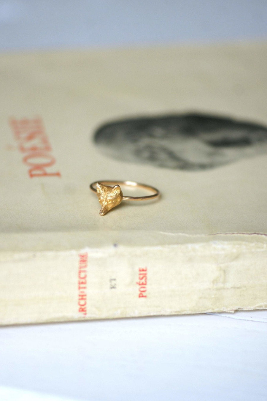 Antique gold fox head ring - Penelope Gallery