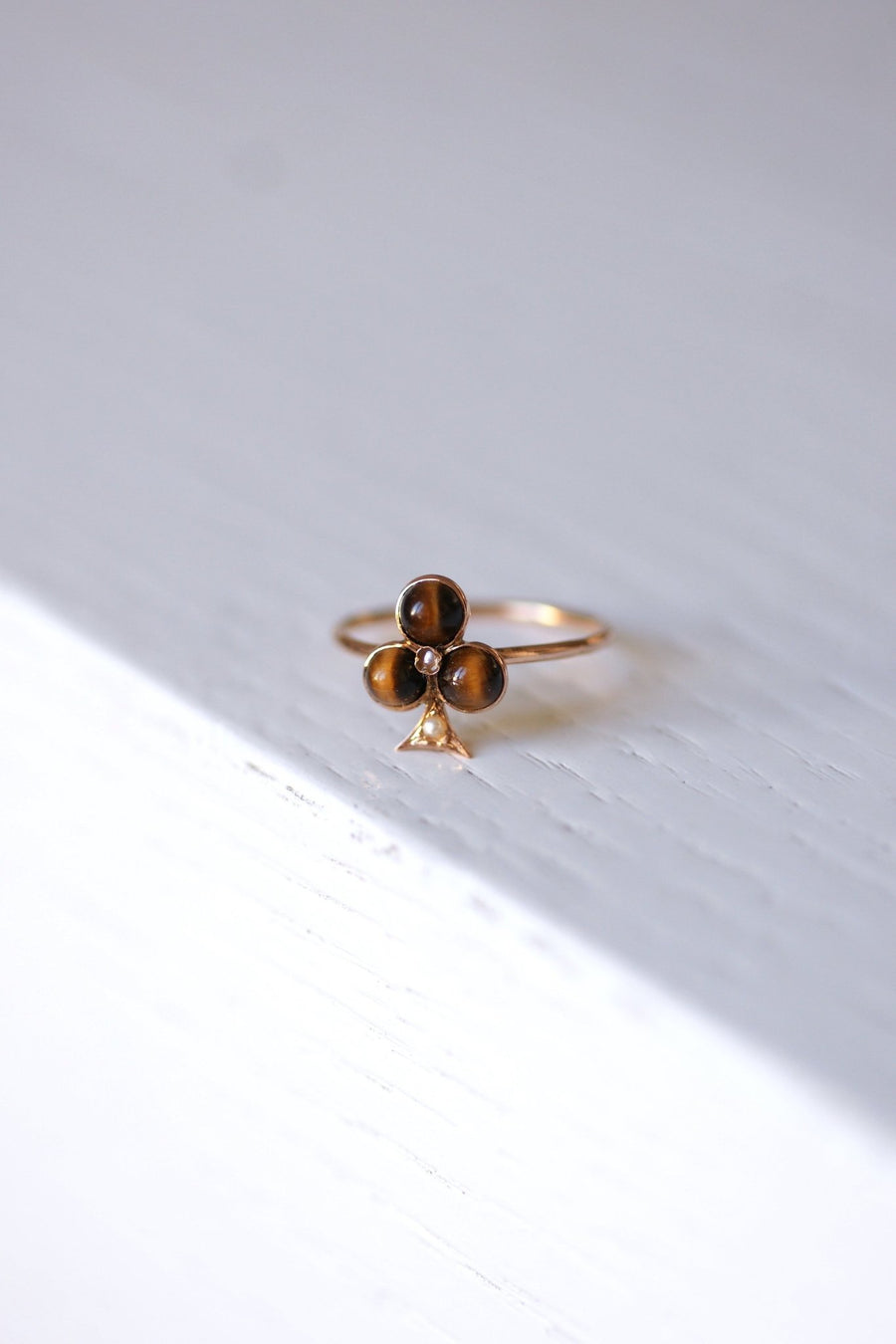 Antique rose gold clover, tiger eye quartz ring - Galerie Pénélope