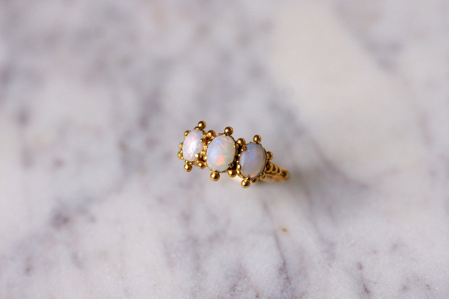Antique Victorian gold and opal ring - Galerie Pénélope