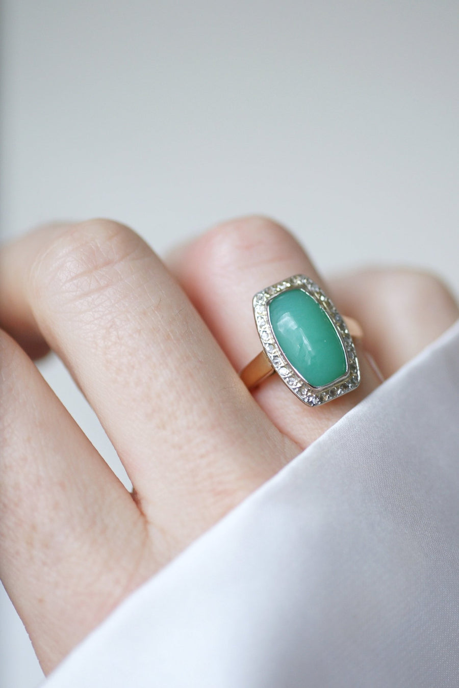 Art Deco Chrysoprase Diamond Ring - Galerie Pénélope