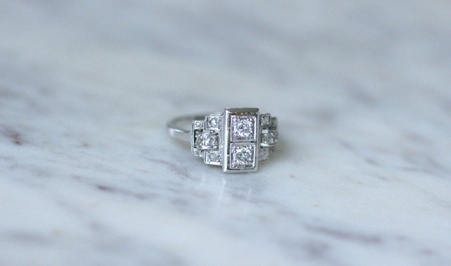 Art Deco diamond on platinum ring - Galerie Pénélope