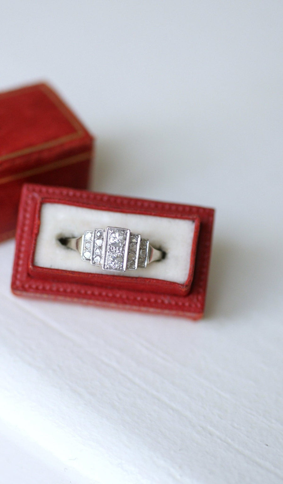 Art Deco staircase diamond ring - Penelope Gallery