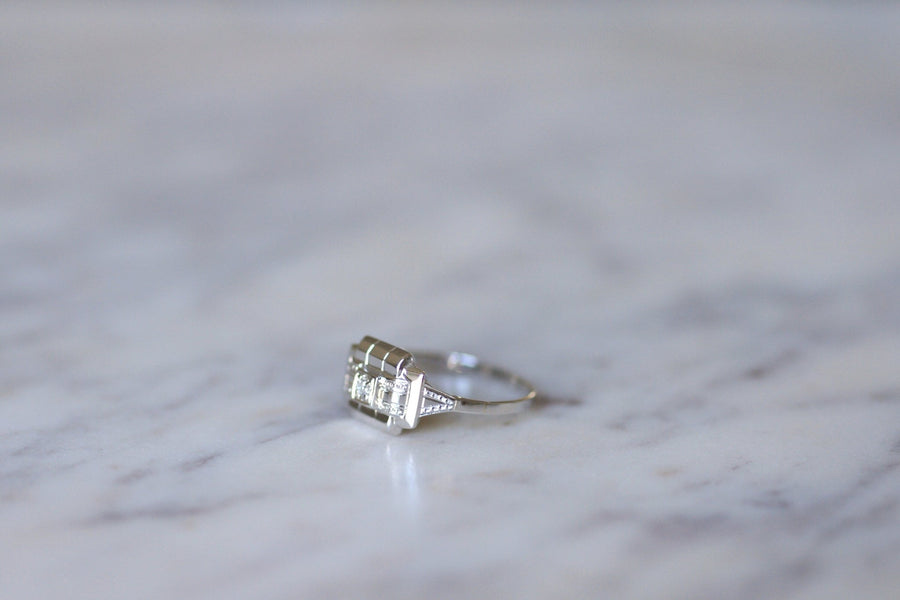 Art Deco white gold and diamond ring - Penelope Gallery