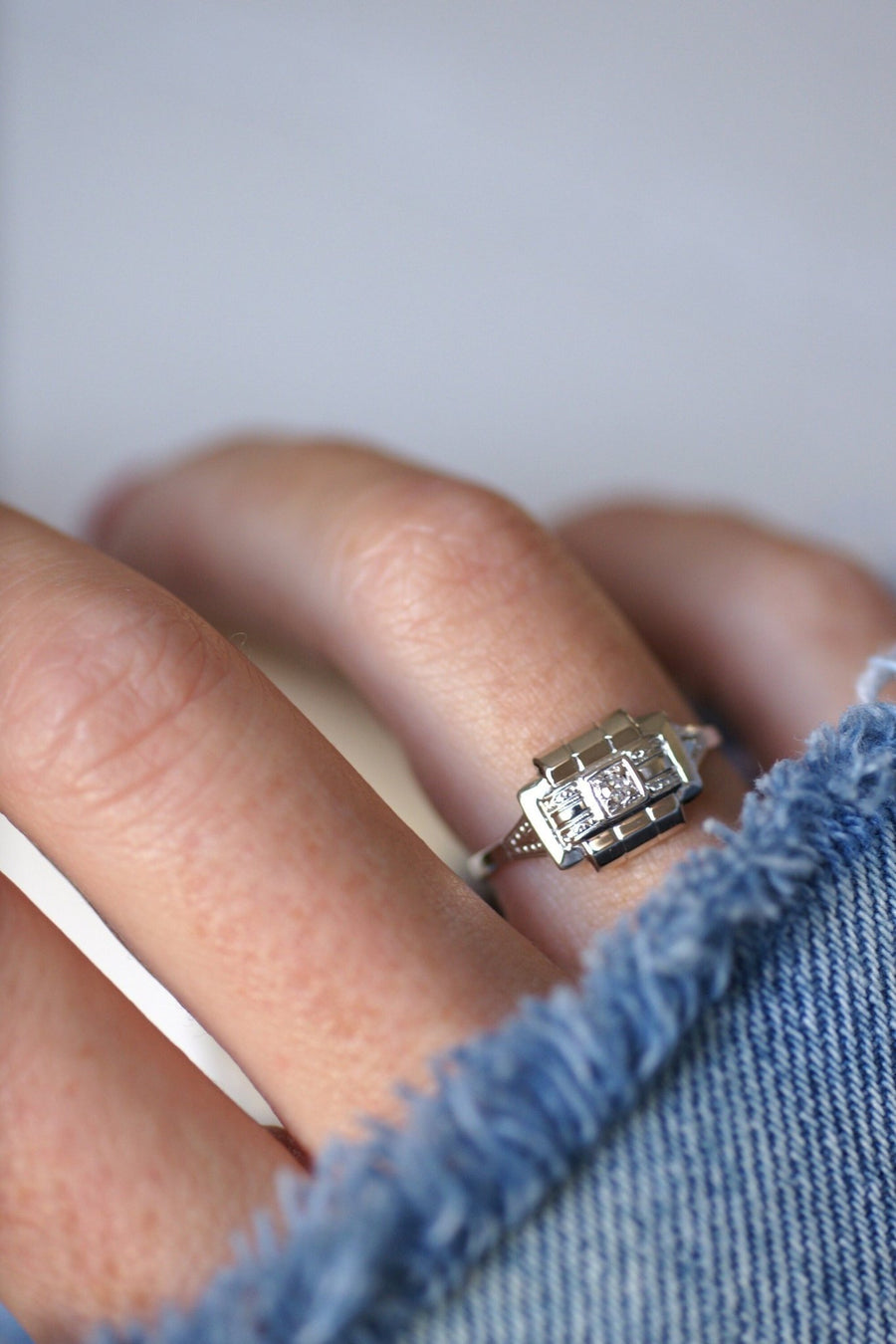 Art Deco white gold and diamond ring - Penelope Gallery