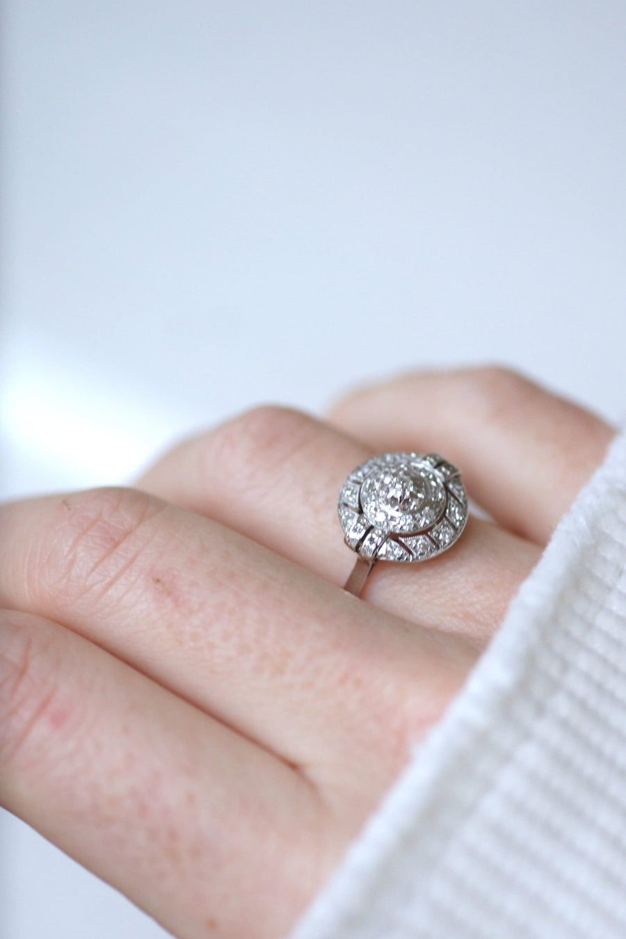 Art Deco round platinum and diamond ring - Galerie Pénélope