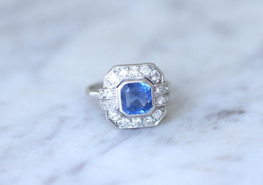 Art Deco Ceylon sapphire ring with diamond setting - Penelope Gallery