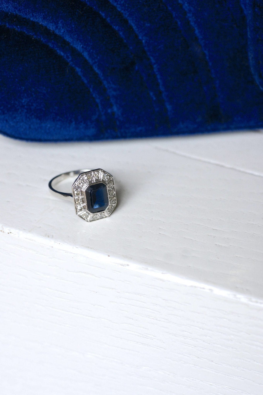 Art Deco sapphire ring with diamonds - Penelope Gallery