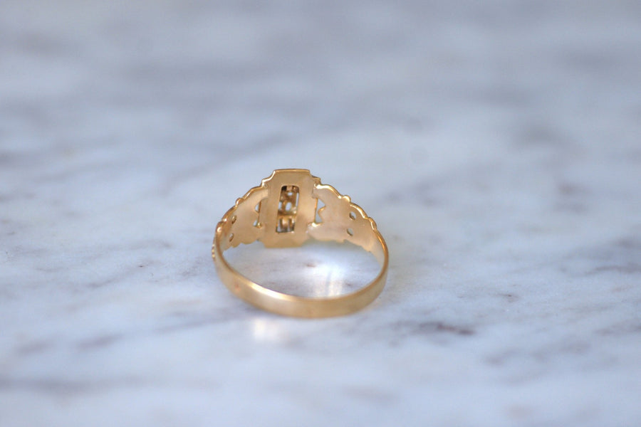 Antique pink gold band ring - Penelope Gallery