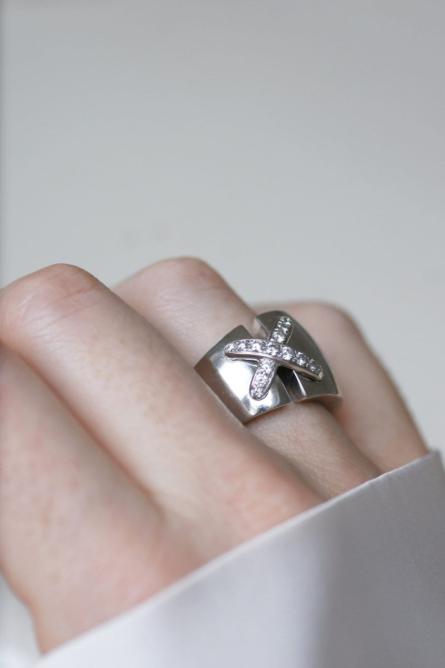 Ring Chaumet Liens croisés XL white gold diamonds - Galerie Pénélope