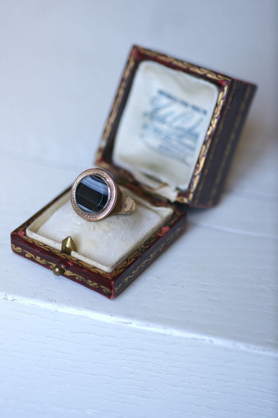 Agate and rose gold signet ring - Penelope Gallery
