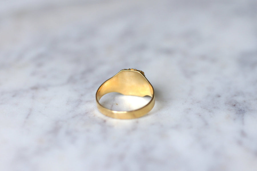 Antique yellow gold and diamond ring on blue enamel - Galerie Pénélope