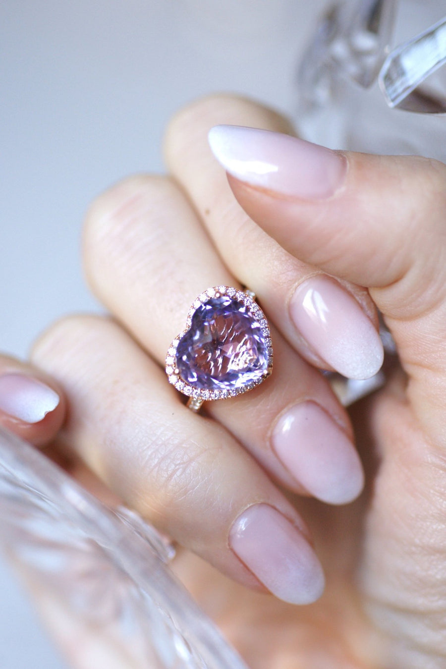 Amethyst heart ring set in diamonds on pink gold - Penelope Gallery