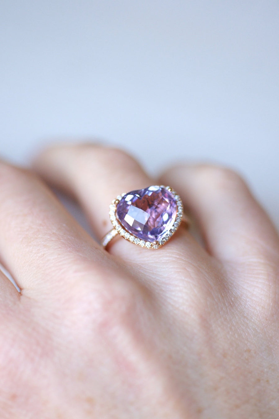Amethyst heart ring set in diamonds on pink gold - Penelope Gallery