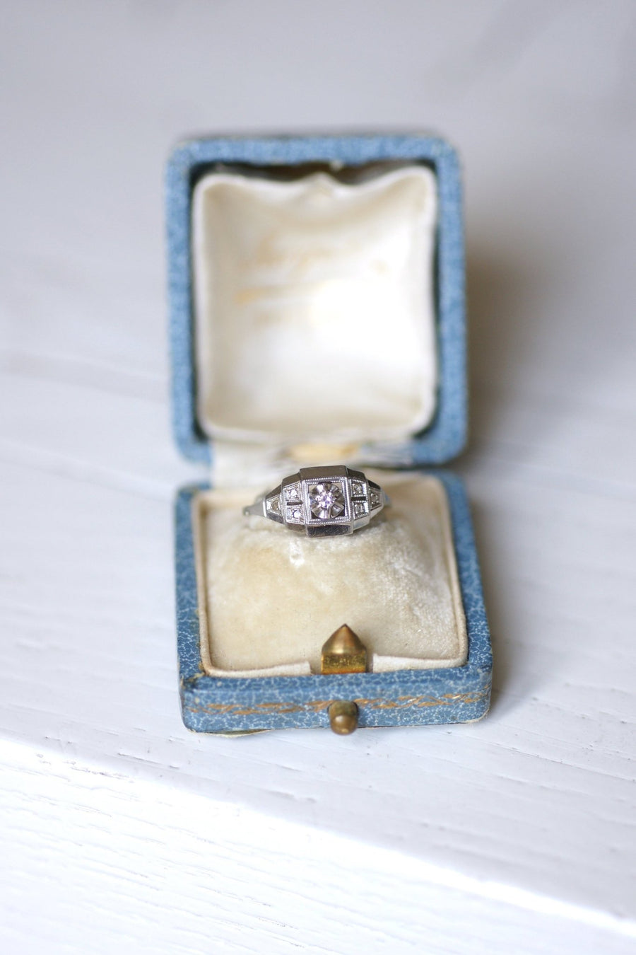 Art Deco diamond engagement ring - Penelope Gallery