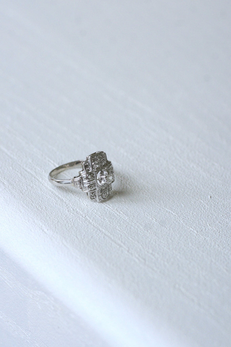 Art Deco diamond engagement ring - Penelope Gallery