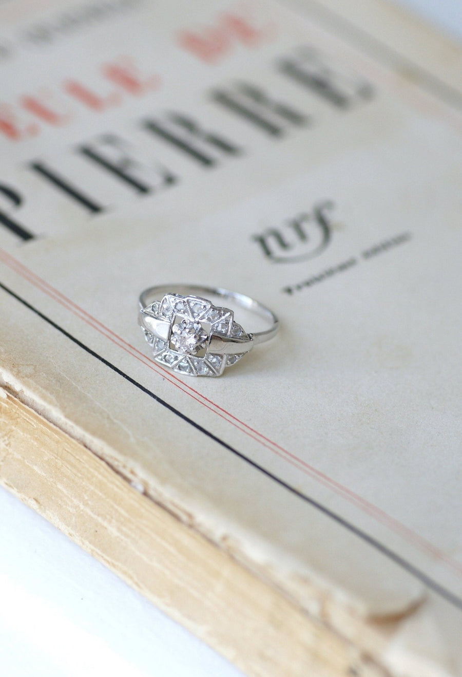 Art Deco diamond engagement ring - Penelope Gallery