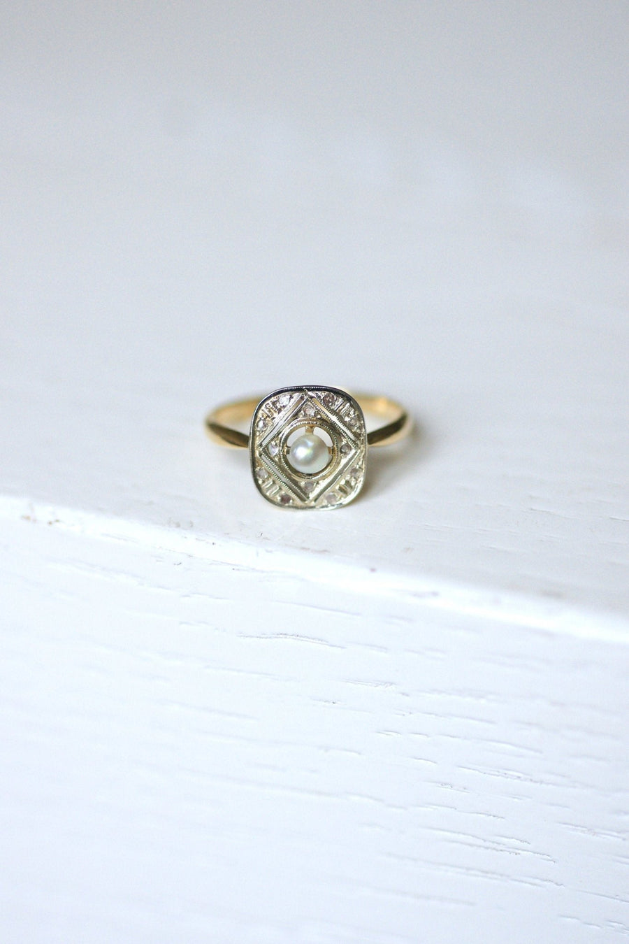Art Deco, diamonds, pearl, and gold engagement ring - Galerie Pénélope