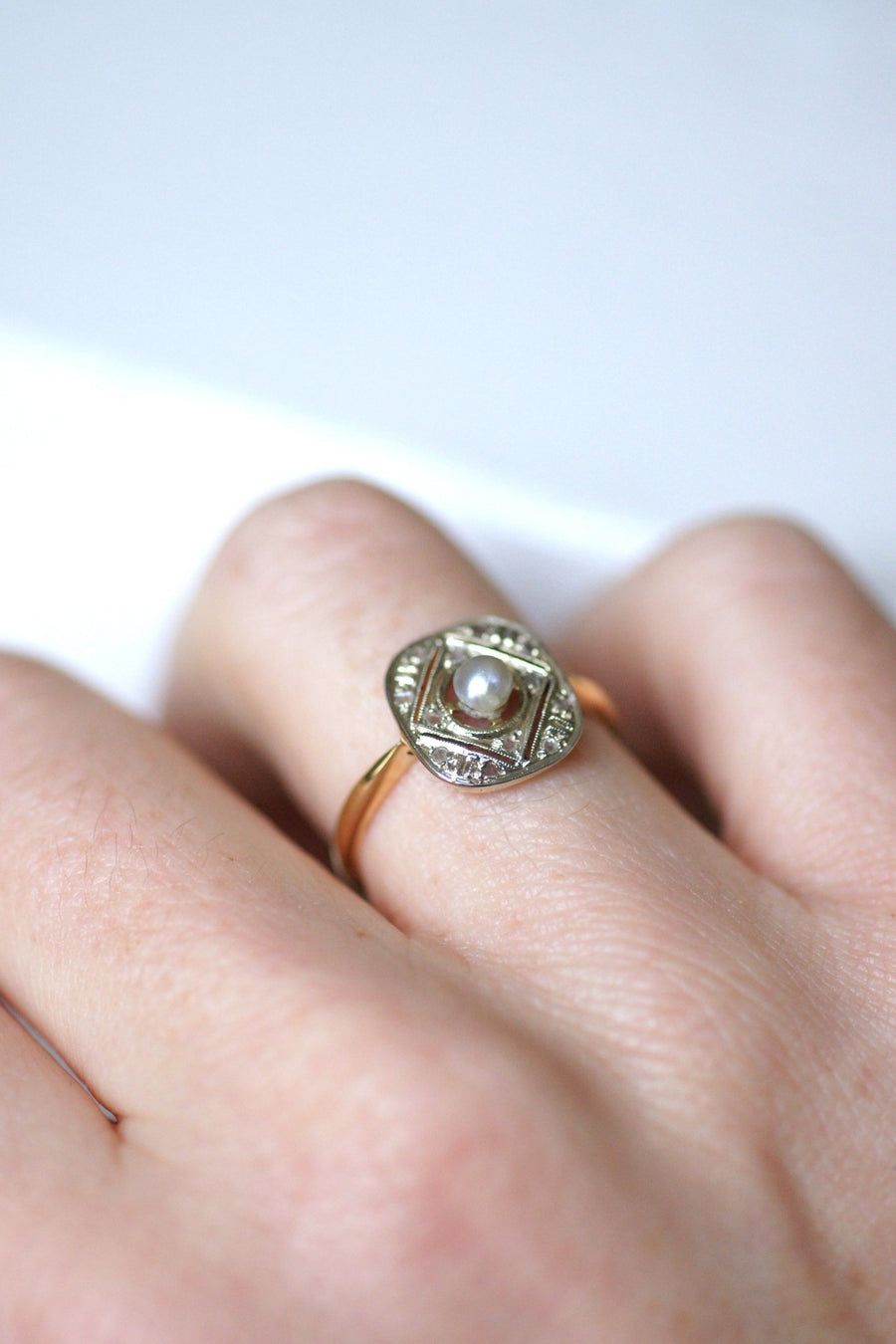 Art Deco, diamonds, pearl, and gold engagement ring - Galerie Pénélope