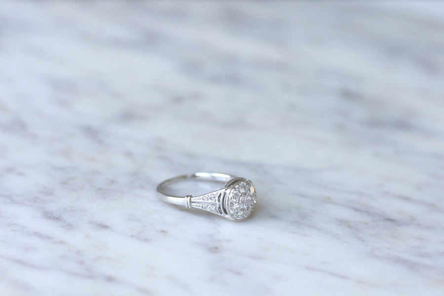 Round Art Deco diamond engagement ring - Penelope Gallery