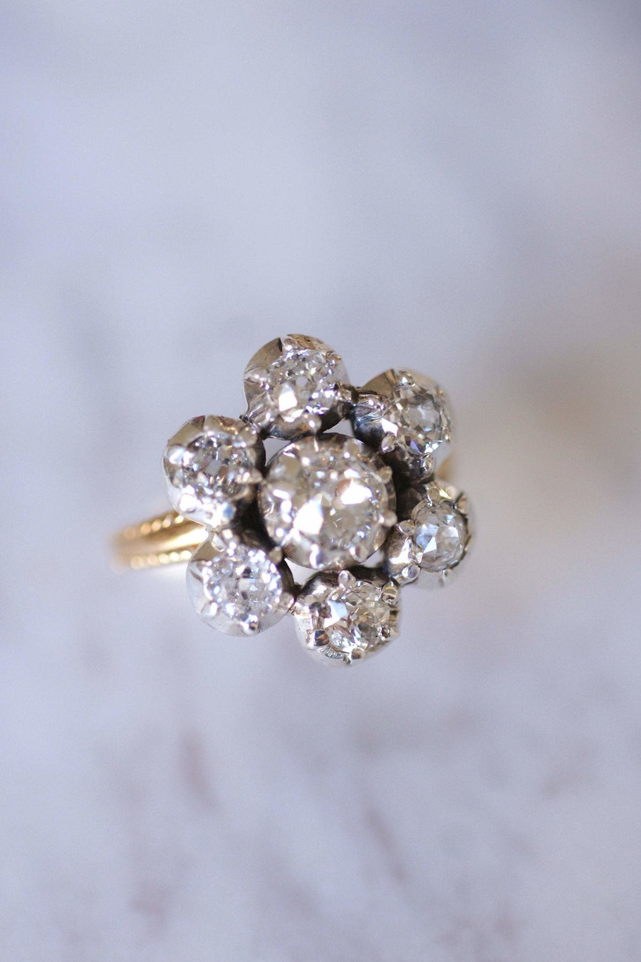 Antique gold and silver daisy engagement ring set with diamonds 1.60Cts - Galerie Pénélope