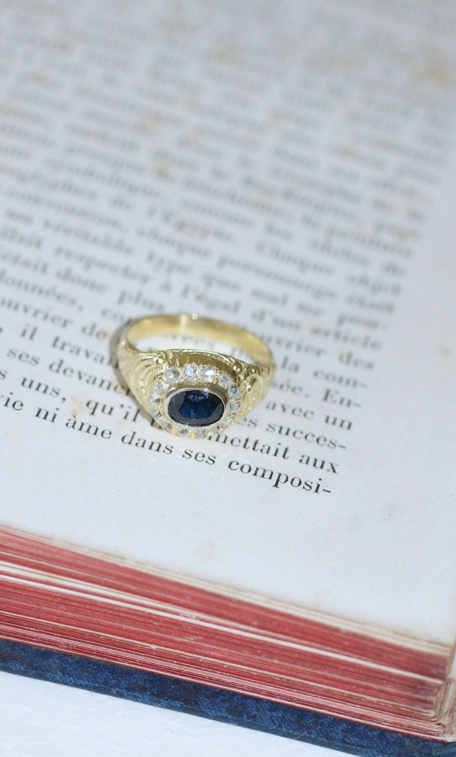 Sapphire dome ring with diamonds - Penelope Gallery