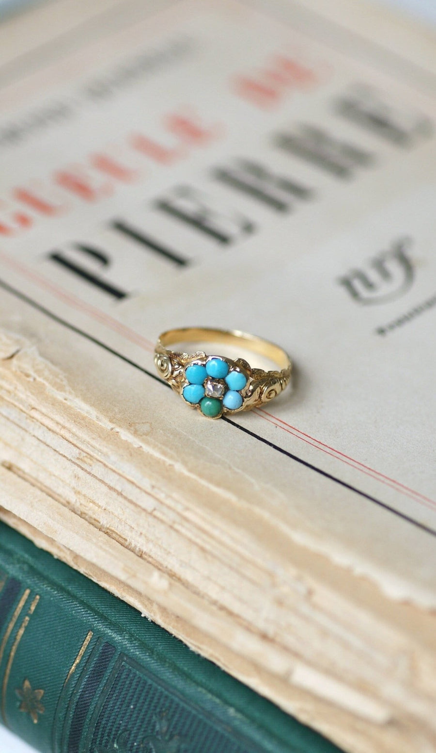 Antique turquoise and diamond flower ring - Galerie Pénélope