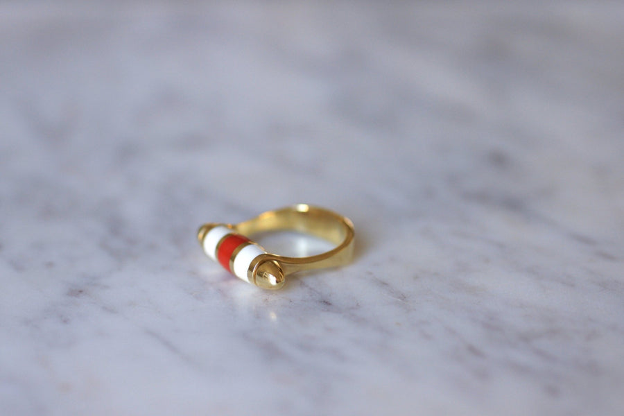 Modernist gold and coral spindle ring - Penelope Gallery