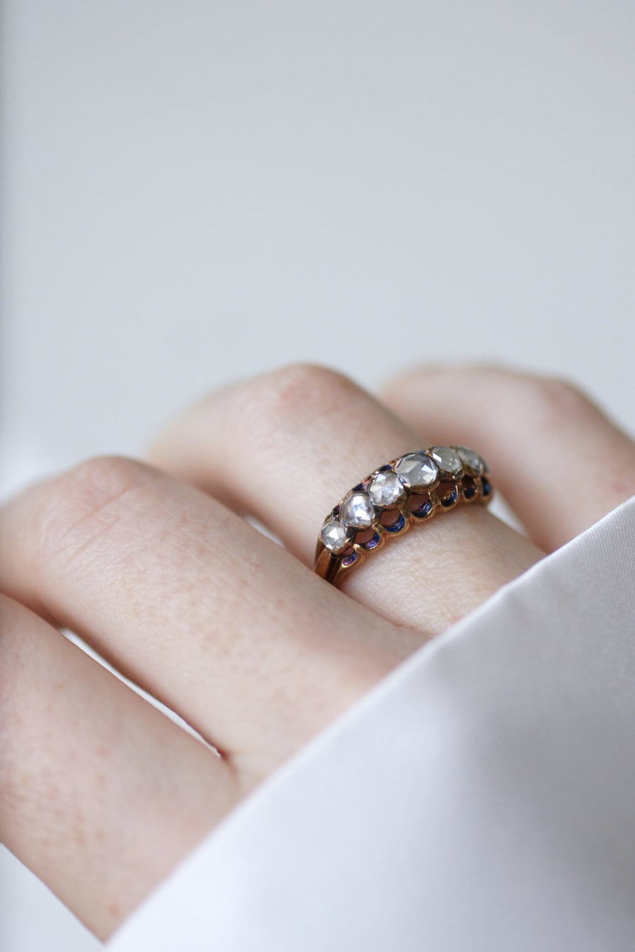 Garter ring with 7 pink cut diamonds - Penelope Gallery