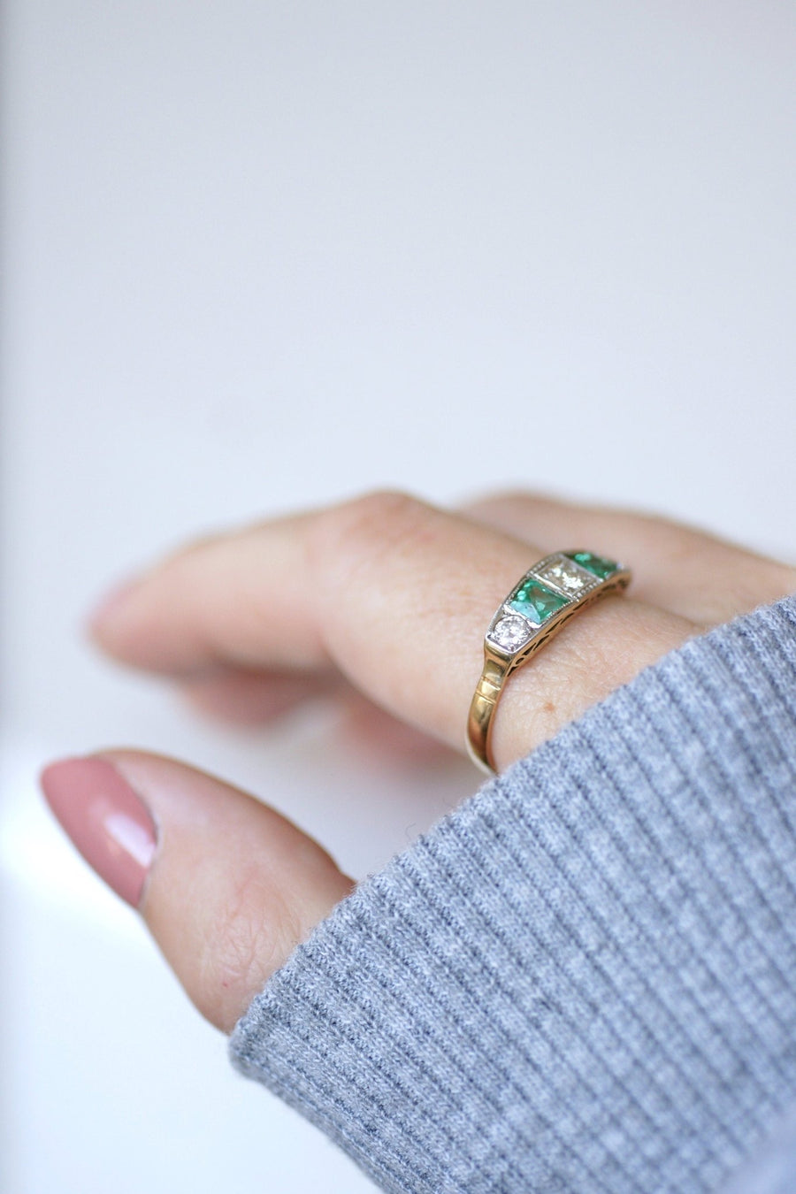 Diamond and emerald garter ring - Penelope Gallery