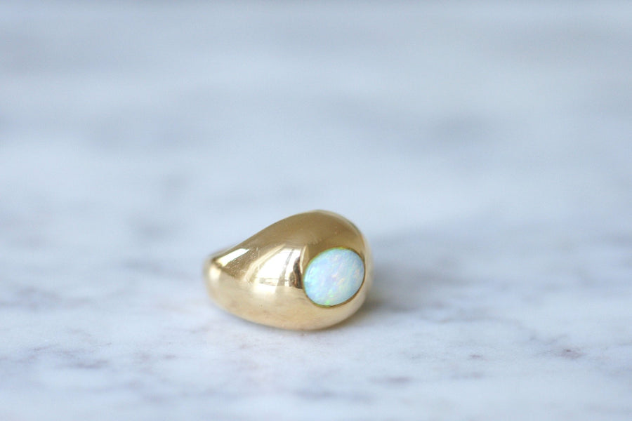 Gold and opal ring - Penelope Gallery