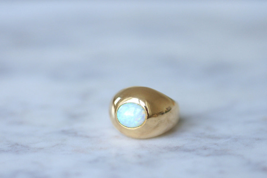 Gold and opal ring - Penelope Gallery