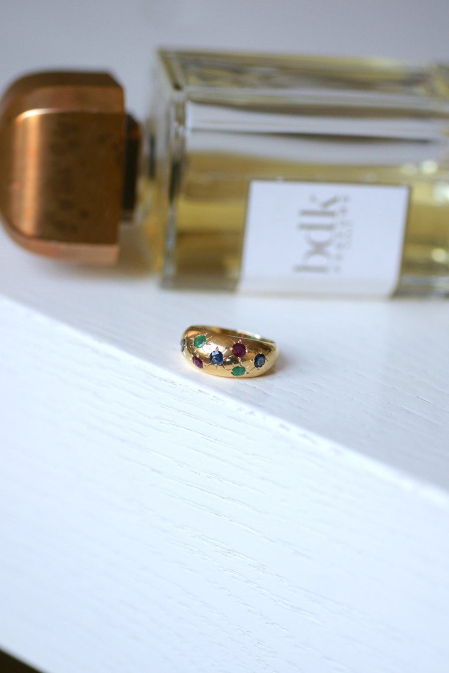 18Kt yellow gold, sapphires, emeralds and rubies constellation ring - Galerie Pénélope